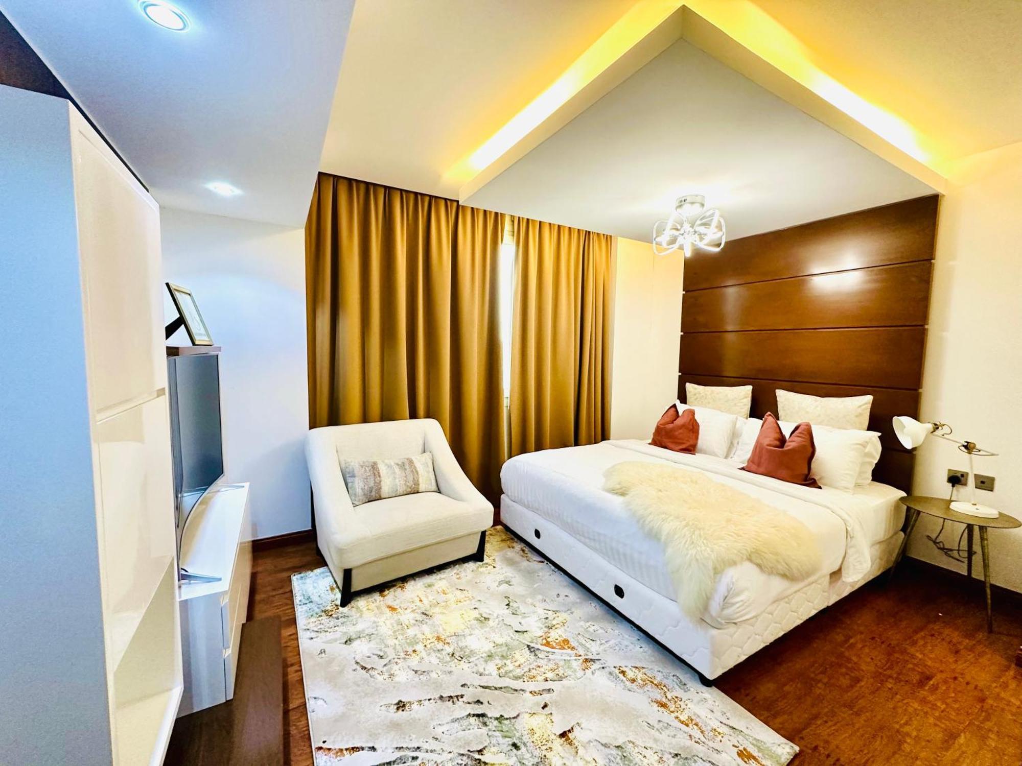 Saxophone Suites Muharraq Exterior photo